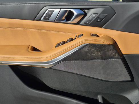 New 2026 BMW X5 xDrive40i w/ Climate Comfort Package image 23