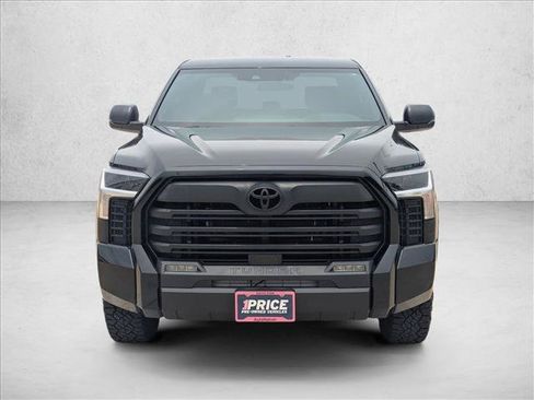 Used 2025 Toyota Tundra SR5 w/ SR5 Premium Package AWD/4WD image 2