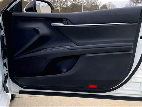 Used 2023 Toyota Camry LE image 22