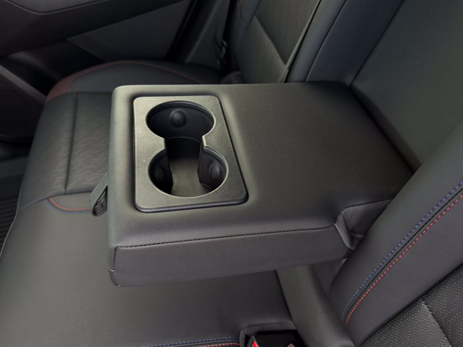 Used 2025 Chevrolet Equinox RS FWD image 27