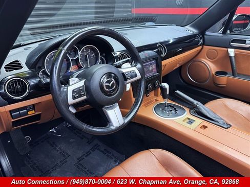 Used 2006 MAZDA MX-5 Miata Grand Touring RWD image 9