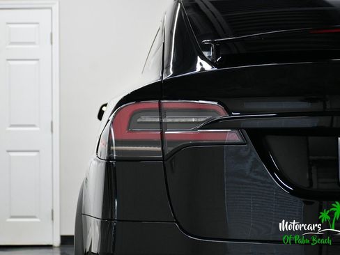Used 2022 Tesla Model X Plaid AWD/4WD image 11