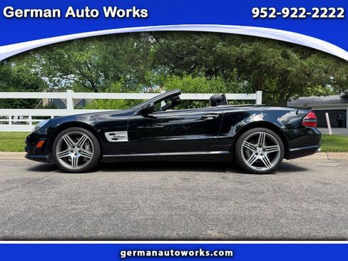 Used 2011 Mercedes-Benz SL 63 AMG image 1
