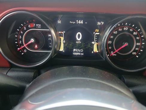 Used 2021 Jeep Wrangler Unlimited Rubicon image 27