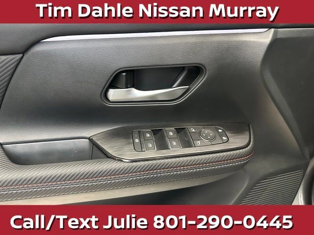 Used 2025 Nissan Kicks SR w/ Illumination Package AWD/4WD image 22