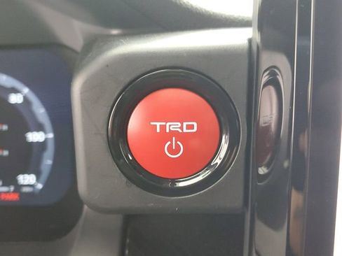 Used 2024 Toyota Tacoma TRD Pro AWD/4WD image 30