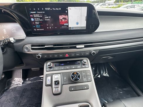 Used 2025 Hyundai Palisade SEL AWD/4WD image 29
