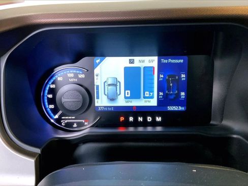 Used 2022 Ford Bronco Outer Banks image 18