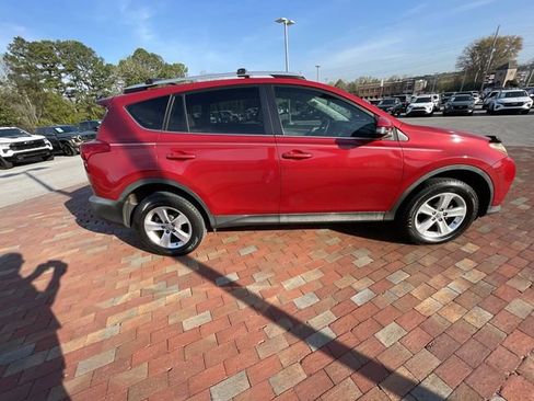 Used 2014 Toyota RAV4 XLE image 19