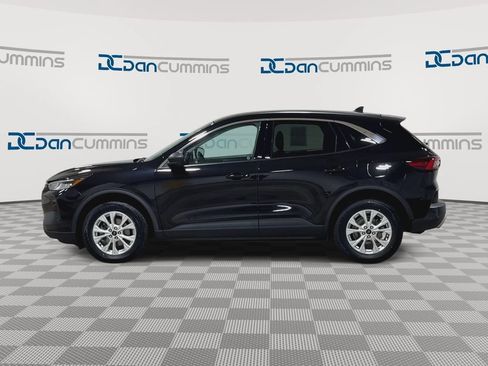 Used 2023 Ford Escape Active AWD/4WD image 5