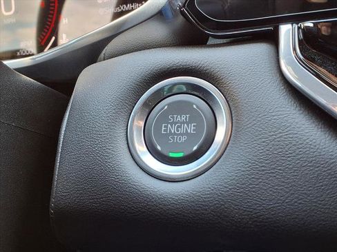 New 2026 GMC Canyon Elevation w/ Convenience Package image 10