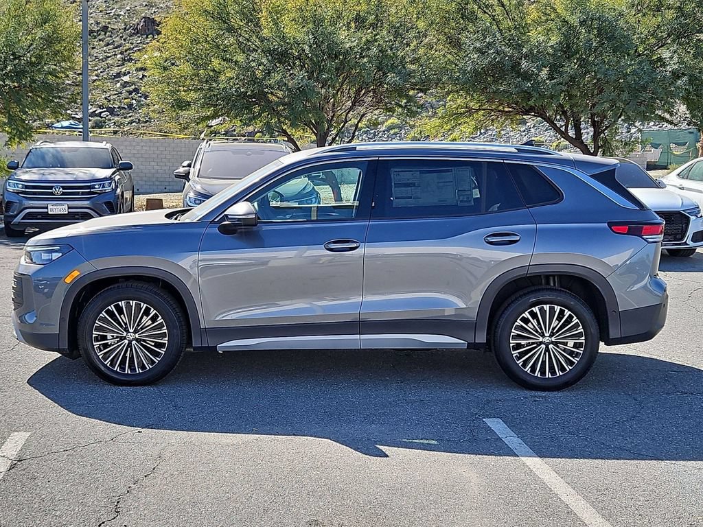 Used 2026 Volkswagen Tiguan S FWD image 6