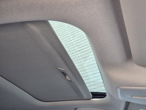 New 2026 Nissan Sentra SV w/ SV Convenience Package FWD image 9