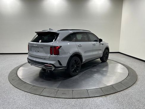 Used 2023 Kia Sorento SX AWD/4WD image 7