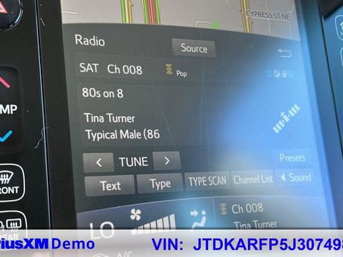 Used 2018 Toyota Prius Prime Premium image 29