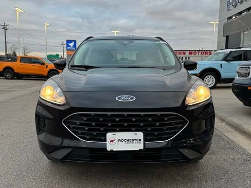 Certified 2022 Ford Escape SE w/ SE Sport Appearance Package AWD/4WD image 35