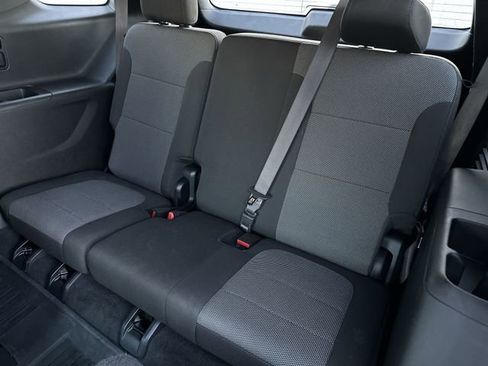 Certified 2023 Chevrolet Traverse LT image 32