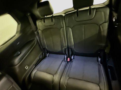Used 2023 Jeep Grand Cherokee L Laredo AWD/4WD image 29
