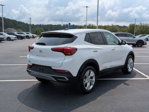 Used 2025 Buick Encore GX Preferred FWD image 3