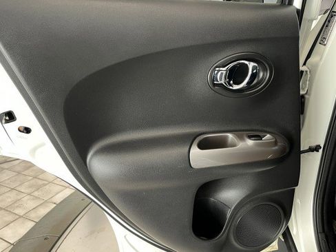 Used 2014 Nissan Juke SL image 34