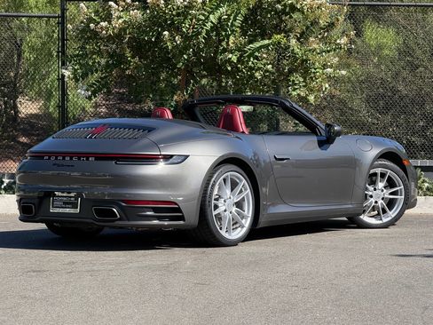 Used 2021 Porsche 911 Carrera RWD image 7