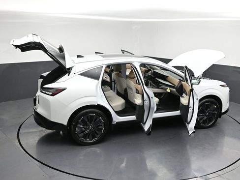 New 2026 Nissan Murano Platinum w/ Cargo Package AWD/4WD image 33