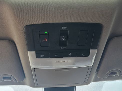 Used 2023 Nissan Altima 2.5 SL FWD image 23