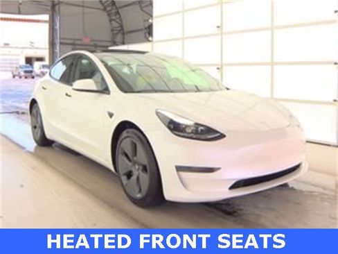 Used 2021 Tesla Model 3 Standard Range Plus image 2