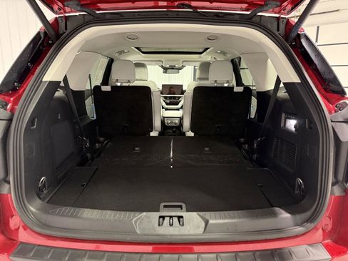 Certified 2025 Ford Explorer Platinum w/ Ultimate Package image 7