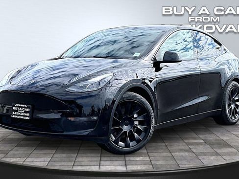 Used 2023 Tesla Model Y Long Range AWD/4WD image 11