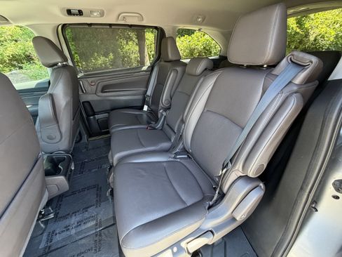 Used 2024 Honda Odyssey EX-L image 8