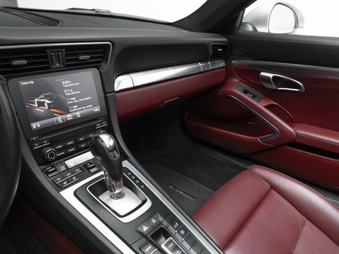 Used 2019 Porsche 911 Carrera image 26