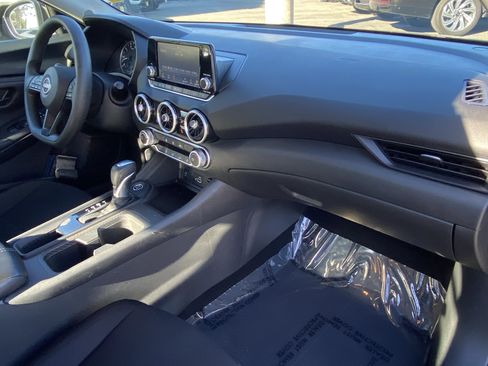 Used 2024 Nissan Sentra S image 11