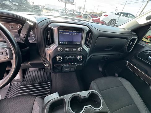 Used 2020 GMC Sierra 1500 Elevation w/ Trailering Package image 17