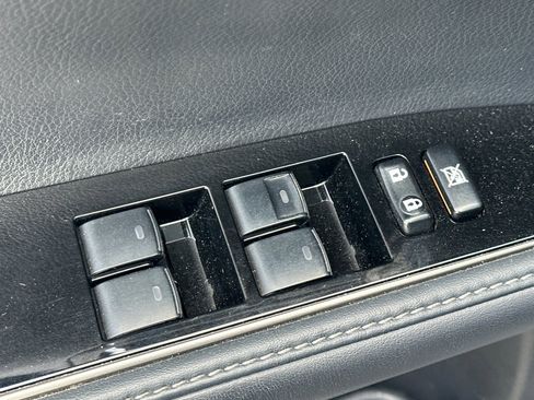 Used 2016 Lexus ES 300h image 12