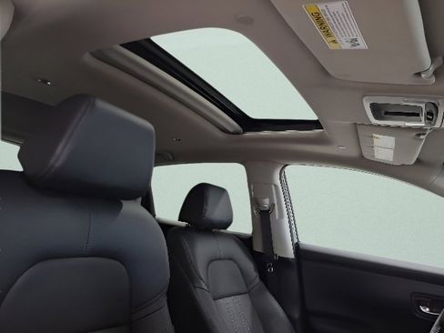 Certified 2025 Honda HR-V EX-L image 13