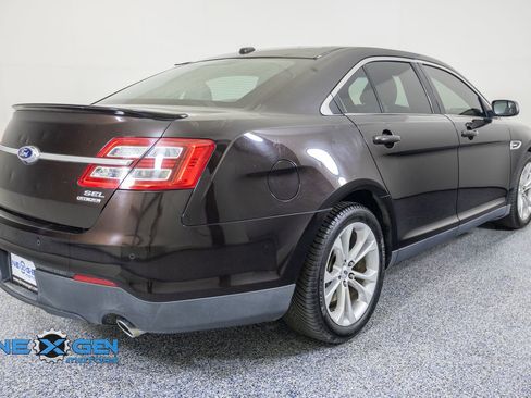 Used 2013 Ford Taurus SEL FWD image 7