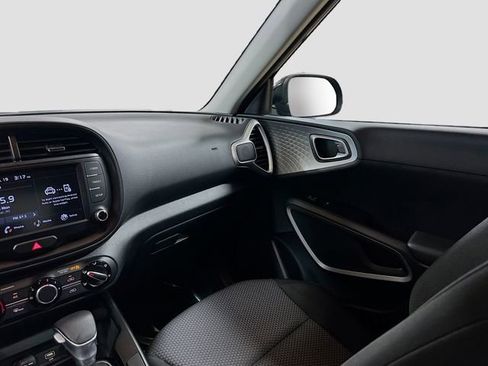 Certified 2022 Kia Soul LX image 22