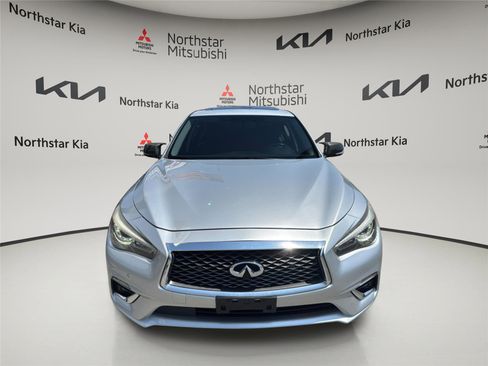 Used 2020 INFINITI Q50 Luxe w/ Essential Package (3.0T Luxe) AWD/4WD image 9