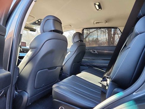 Used 2024 Genesis GV80 2.5T image 9