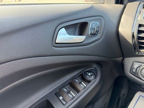 Used 2016 Ford Escape Titanium AWD/4WD image 25