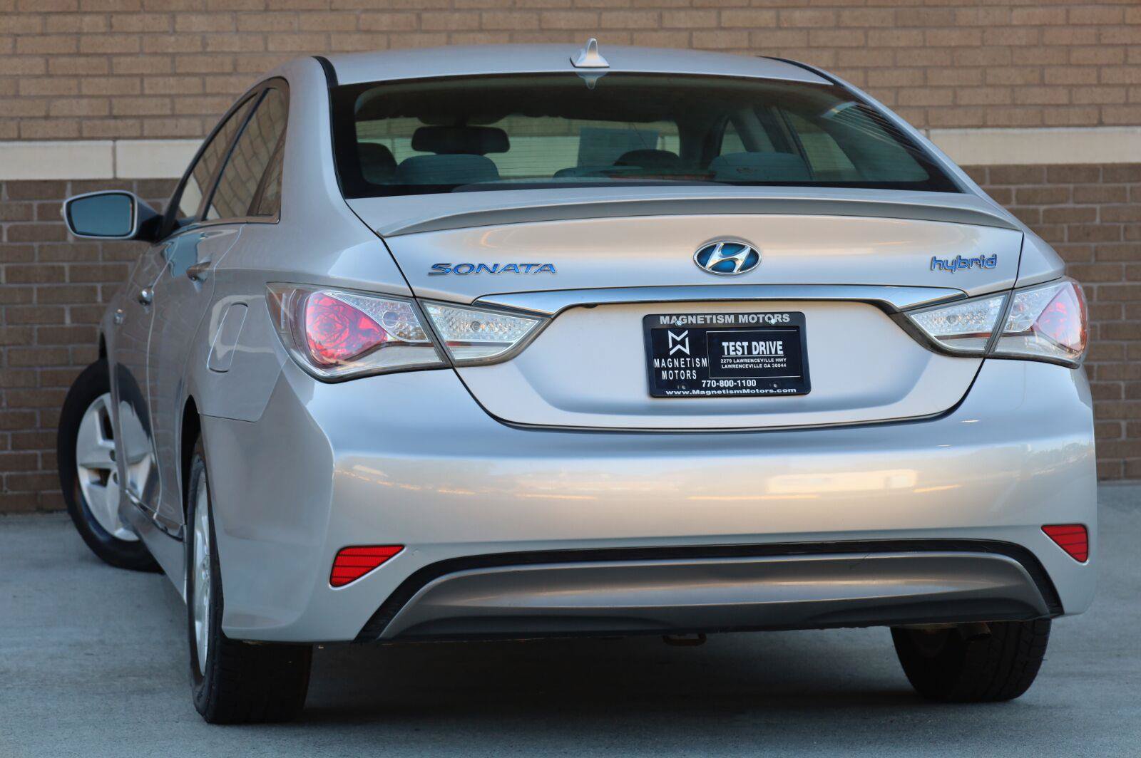 Used 2012 Hyundai Sonata Hybrid FWD image 11