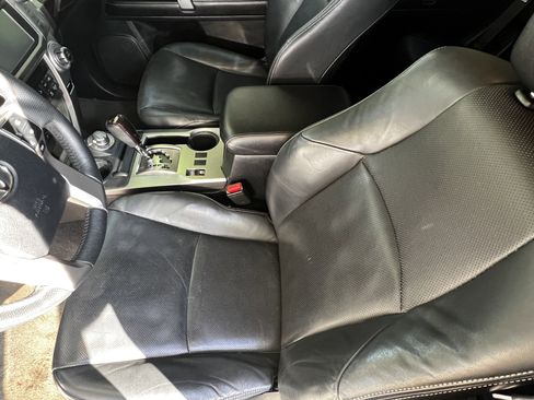 Used 2017 Toyota 4Runner Limited AWD/4WD image 16