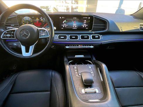 Used 2021 Mercedes-Benz GLS 450 4MATIC image 14