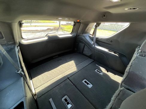 Used 2023 Chevrolet Tahoe LS AWD/4WD image 29