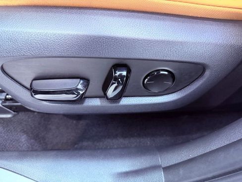 Used 2025 Lexus NX 250 FWD w/ Premium Package image 19