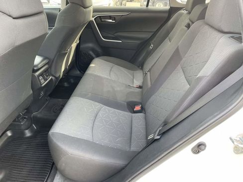 Used 2020 Toyota RAV4 XLE image 22