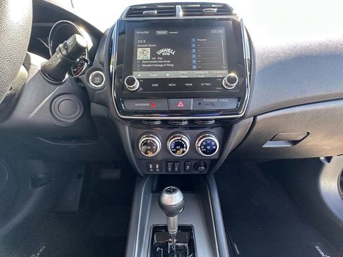 Used 2024 Mitsubishi Outlander Sport SE image 19