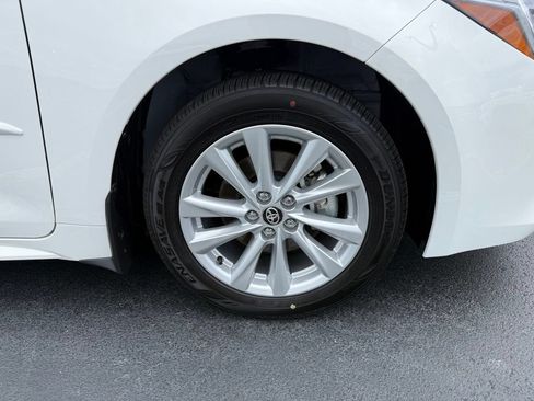New 2026 Toyota Corolla SE FWD image 8