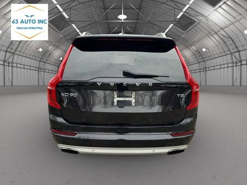 Used 2016 Volvo XC90 T5 Momentum AWD/4WD image 4